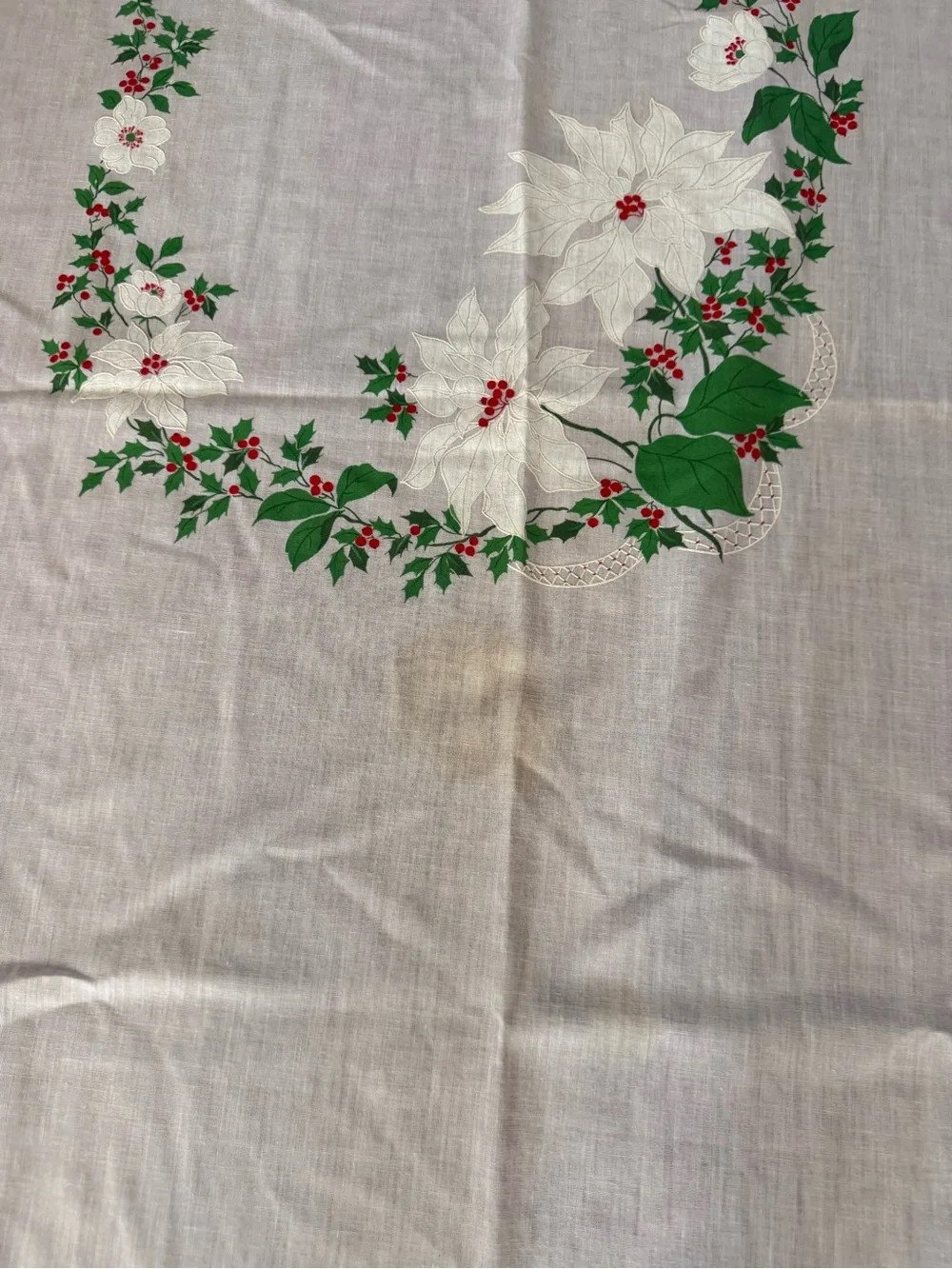Vintage Poinsettia Holiday Tablecloth - Red, White & Green